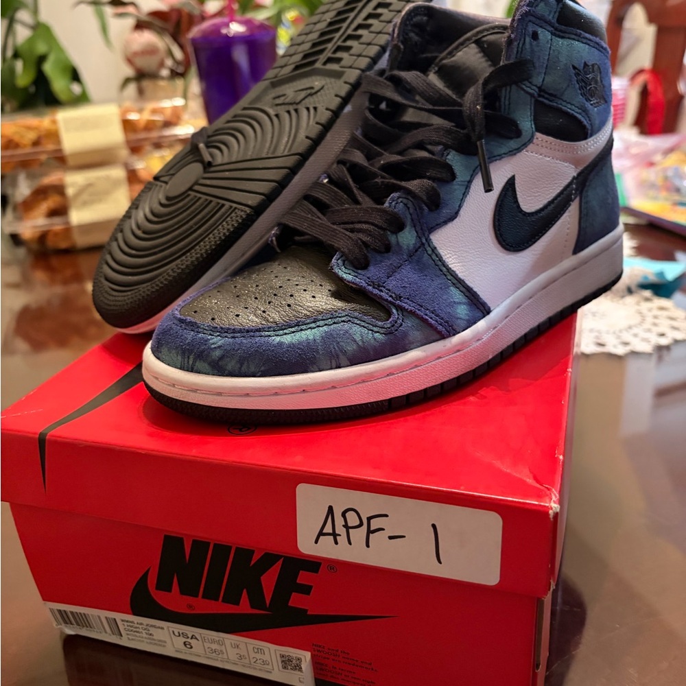 Nike High Top Sneakers - Black and Blue